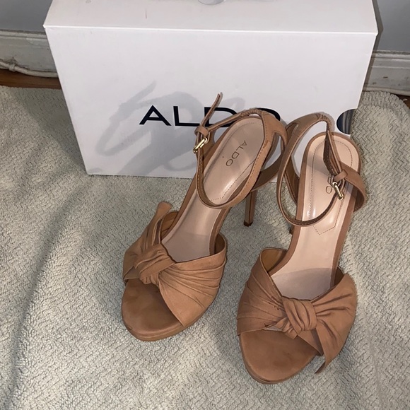 Aldo Shoes - 🎉ALDO nude heels
